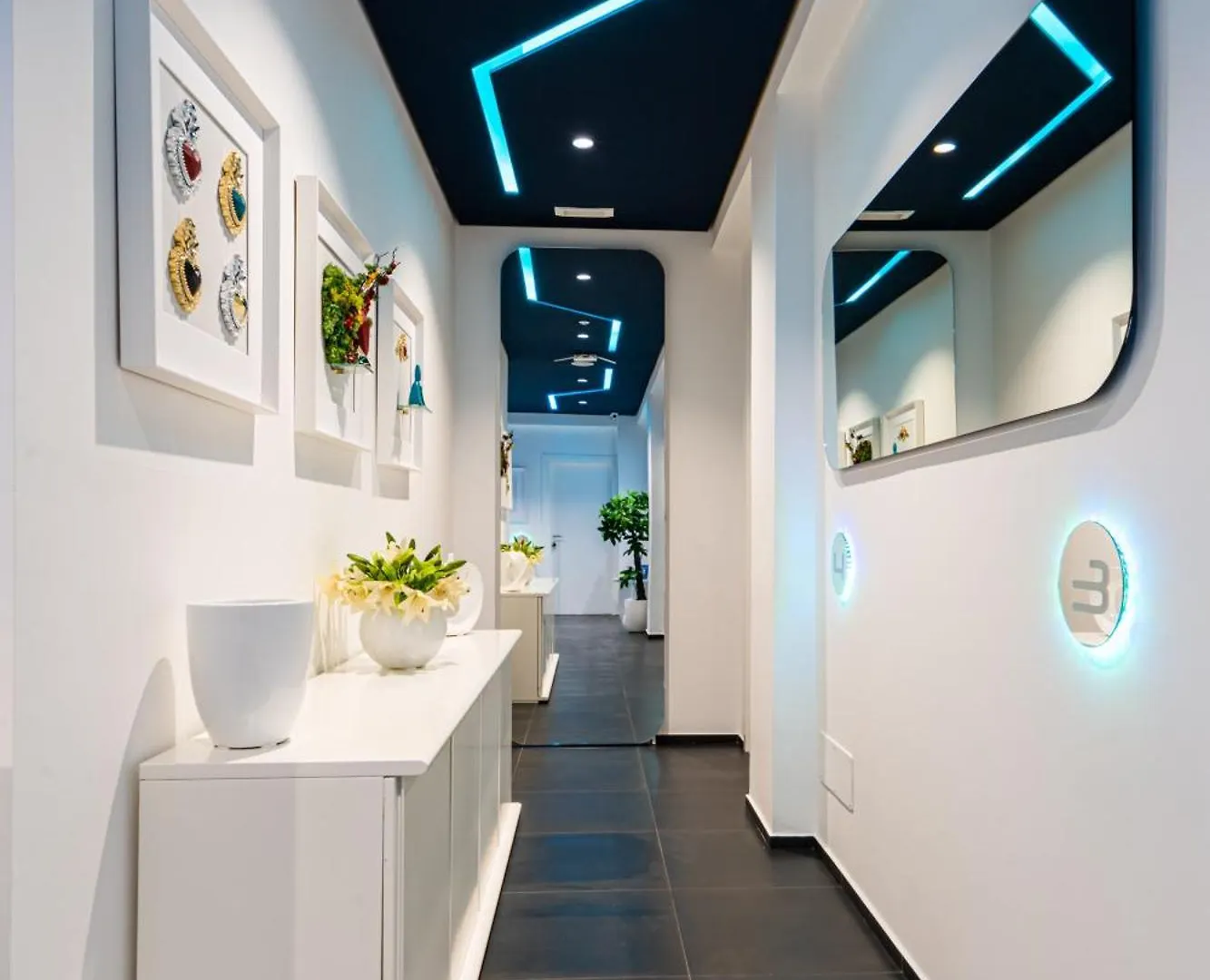 Skyhouse Beverello Napoli 3*,  Italia