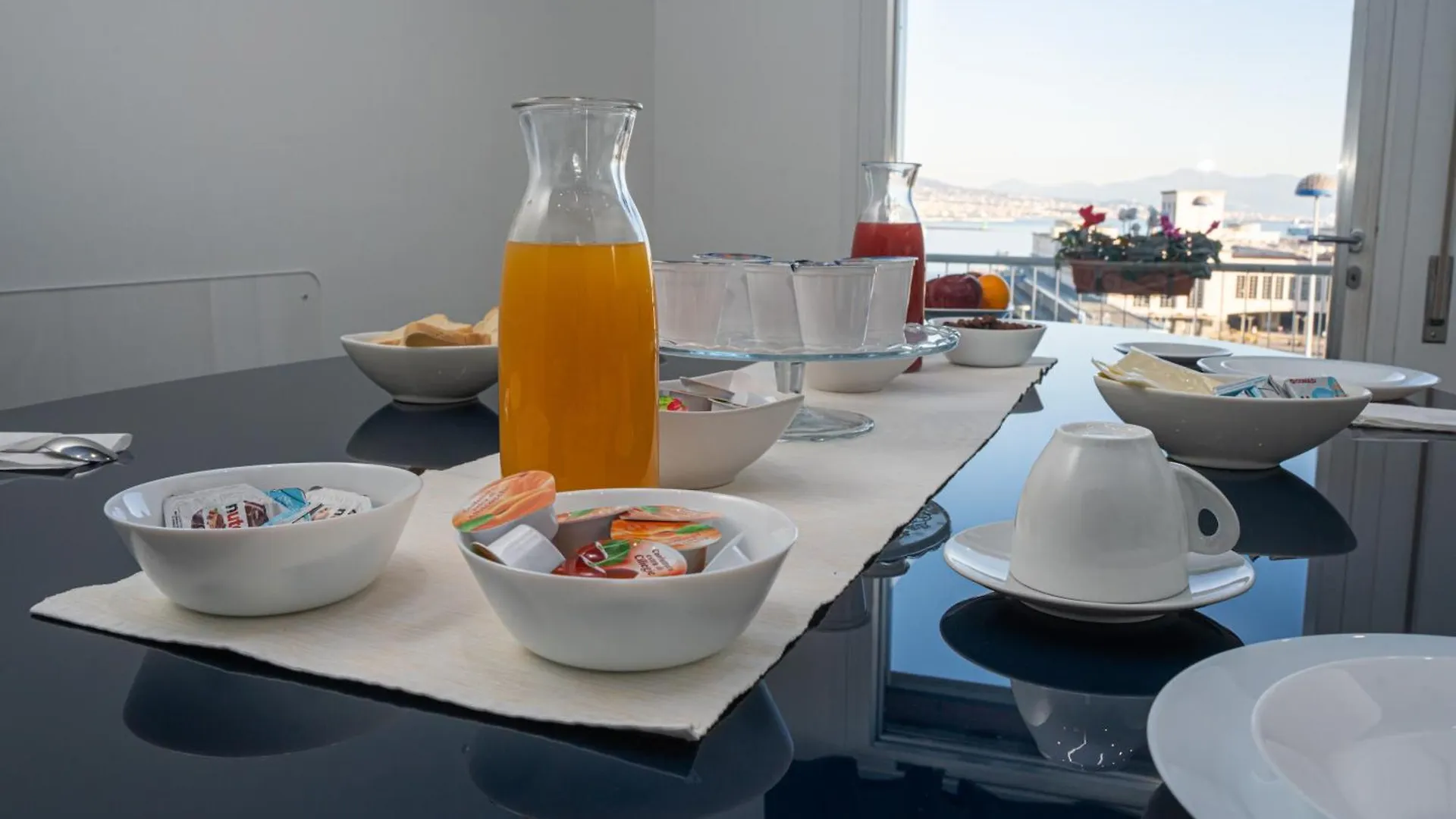 Skyhouse Beverello Naples